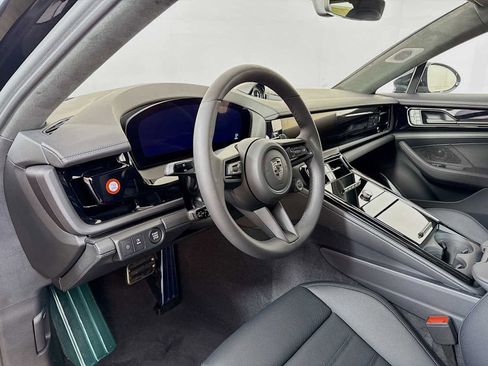 New 2026 Porsche Panamera Turbo S image 4