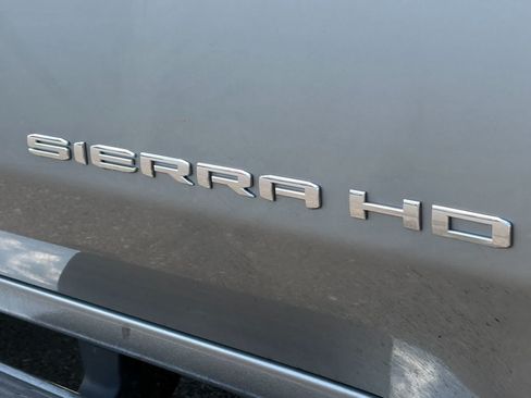 Used 2025 GMC Sierra 2500 SLT w/ SLT Premium Package AWD/4WD image 7