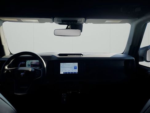 Used 2022 Ford Bronco Black Diamond image 23