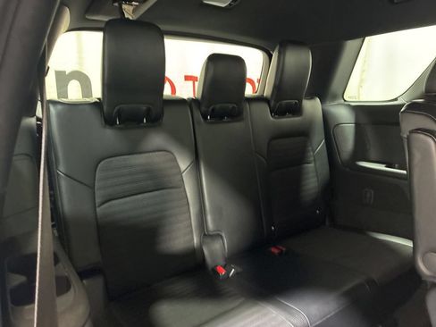 Used 2023 Nissan Pathfinder Rock Creek AWD/4WD image 16