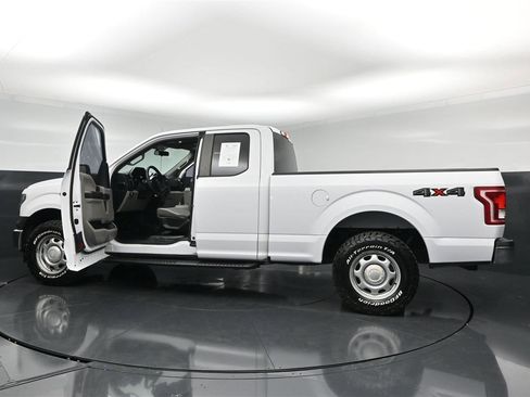 Used 2017 Ford F150 XL w/ XL Power Equipment Group AWD/4WD image 38