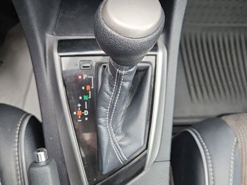 Used 2016 Toyota Corolla S image 35