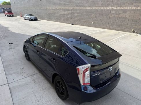 Used 2013 Toyota Prius Three FWD image 7