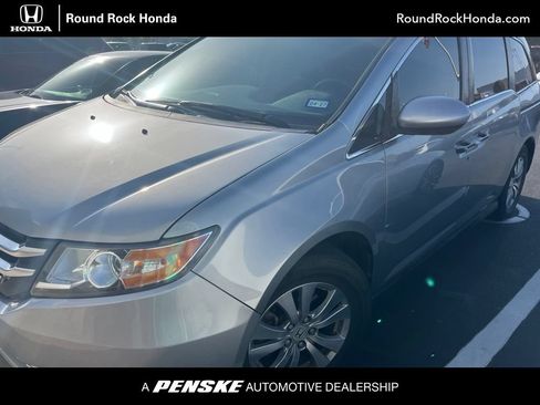Used 2016 Honda Odyssey SE image 1