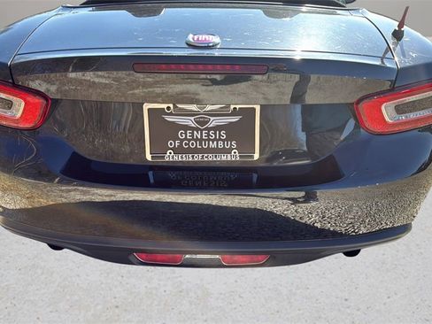 Used 2018 FIAT 124 Spider Classica image 33