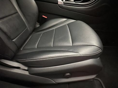 Used 2016 Mercedes-Benz GLC 300 4MATIC image 20