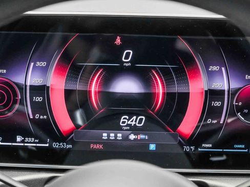 Certified 2025 Mercedes-Benz C 300 Sedan image 23