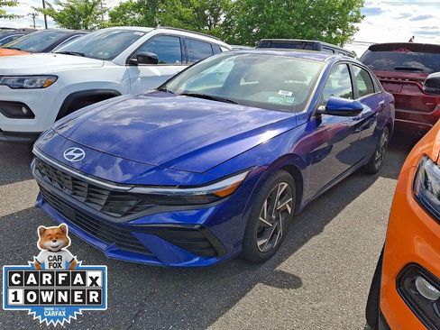 Used 2024 Hyundai Elantra SEL w/ Convenience Package FWD image 2