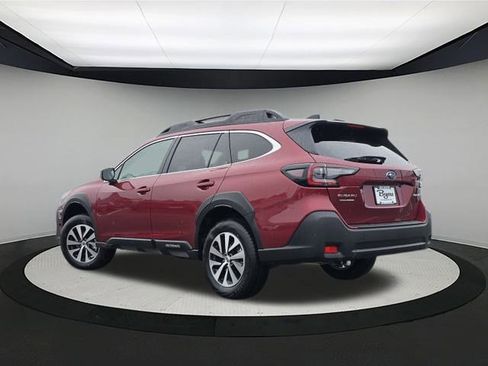 New 2025 Subaru Outback Premium image 5