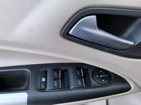 Used 2014 Ford Transit Connect XLT image 20