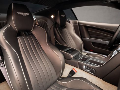 Used 2016 Aston Martin DB9 GT image 59