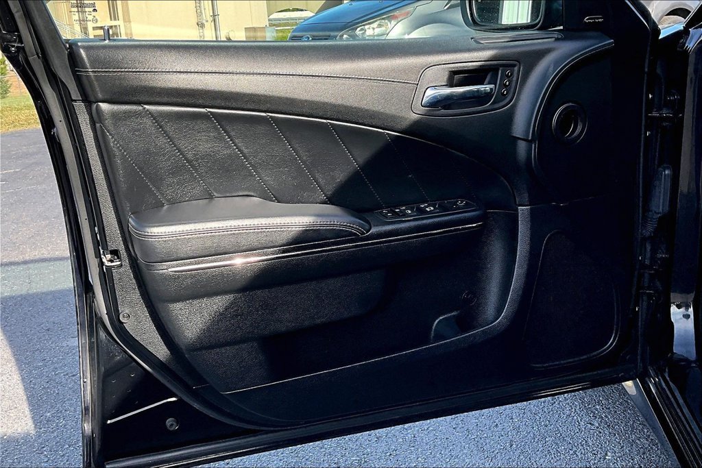 Used 2023 Dodge Charger SRT Hellcat w/ Harman/Kardon Audio Group RWD image 23