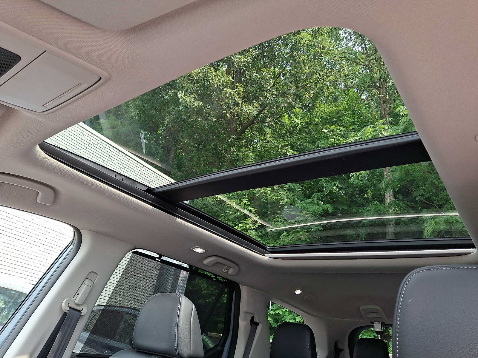 Used 2023 Honda Pilot Touring image 13