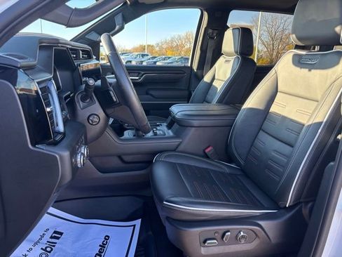 Certified 2023 GMC Sierra 1500 AT4X image 18