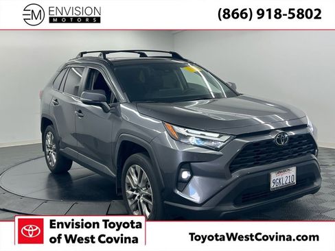 Used 2023 Toyota RAV4 XLE Premium image 2