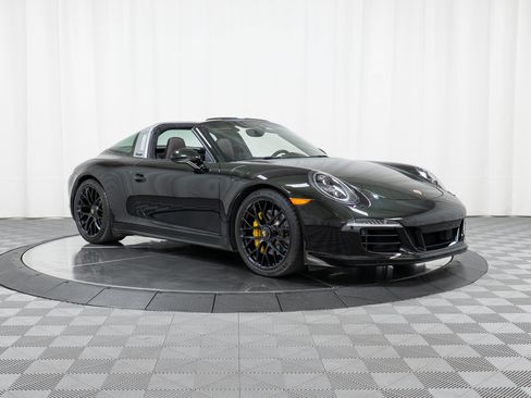 Used 2016 Porsche 911 Targa 4 GTS AWD/4WD image 9