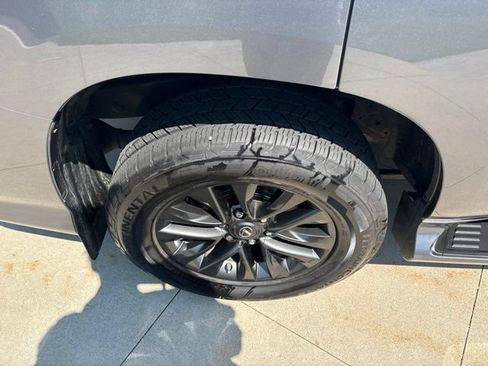 Used 2020 Lexus GX 460 Premium w/ Premium Package AWD/4WD image 10