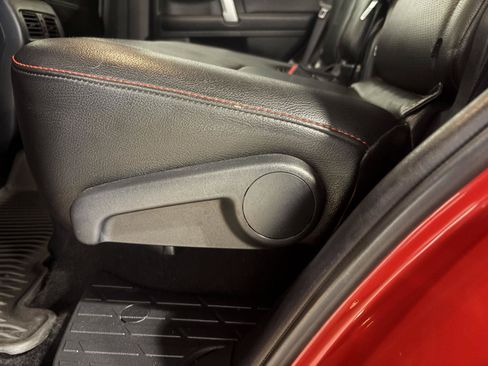 Used 2017 Toyota 4Runner SR5 AWD/4WD image 32