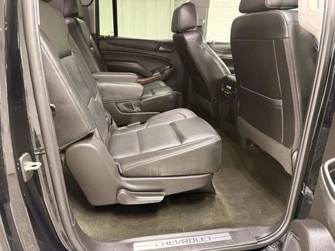 Used 2017 Chevrolet Suburban Premier image 40