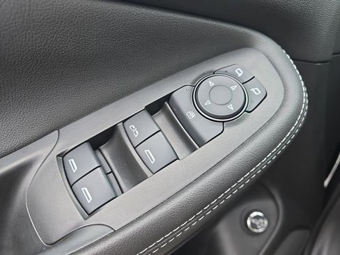 Certified 2023 Buick Encore GX Select w/ Sport Touring Package FWD image 30