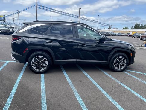 Used 2025 Hyundai Tucson SEL AWD/4WD image 6