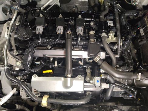 Used 2024 Nissan Kicks SV FWD image 30