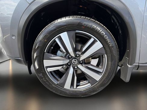 Used 2021 Nissan Rogue Platinum AWD/4WD image 10