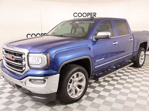 Used 2017 GMC Sierra 1500 SLT w/ SLT Premium Package image 9