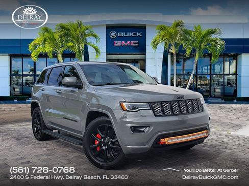Used 2021 Jeep Grand Cherokee Laredo X AWD/4WD image 1