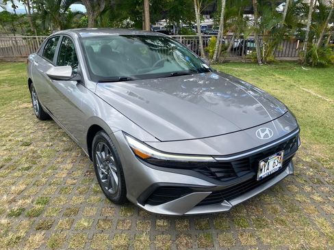 Certified 2024 Hyundai Elantra SEL FWD image 19