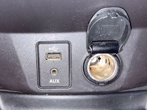 Used 2015 Nissan Rogue SL w/ SL Premium Package image 13