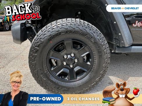 Used 2022 Jeep Gladiator Mojave w/ LED Lighting Group AWD/4WD image 10