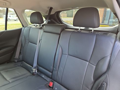 Used 2022 Subaru Outback Limited image 13