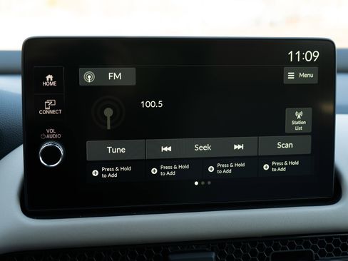 Certified 2026 Honda HR-V LX image 31