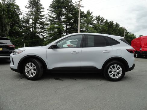 Used 2025 Ford Escape Active AWD/4WD image 8