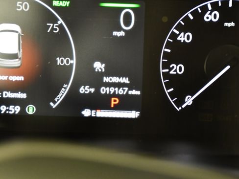 Used 2025 Honda CR-V Sport image 11