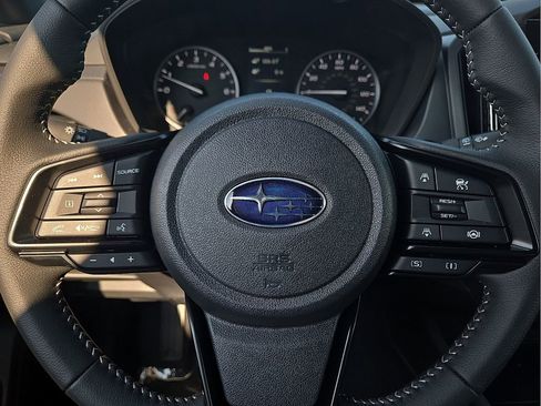 Used 2025 Subaru Forester Premium image 20