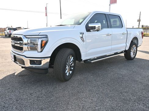 New 2025 Ford F150 Lariat w/ Equipment Group 501A Mid image 8