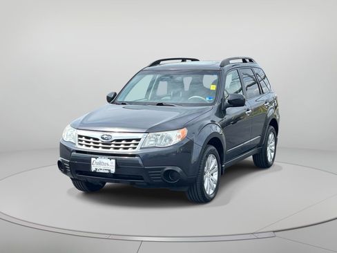 Used 2012 Subaru Forester 2.5X Premium AWD/4WD image 8