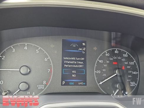 Used 2025 Toyota Corolla SE w/ SE Package image 5