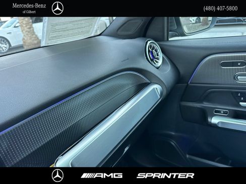 Certified 2022 Mercedes-Benz GLB 250 4MATIC w/ Premium Package Lite image 24