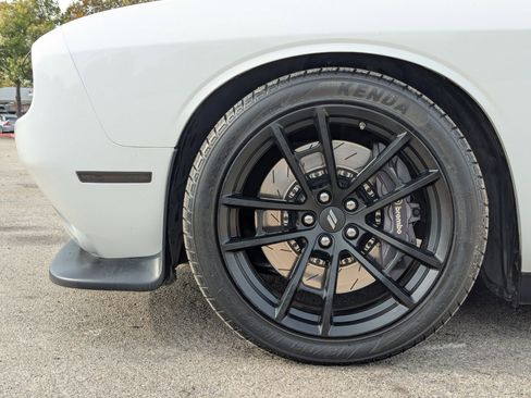 Used 2018 Dodge Challenger T/A image 30