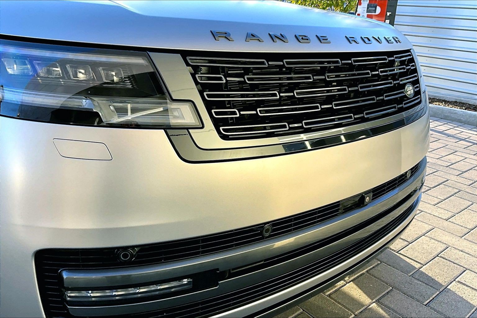 Used 2023 Land Rover Range Rover Long Wheelbase Autobiography AWD/4WD image 31