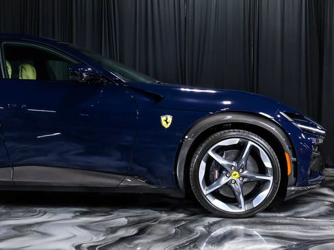 Used 2026 Ferrari Purosangue AWD/4WD image 4