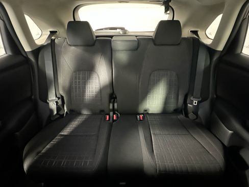 Used 2025 Honda HR-V LX image 30