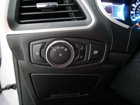 Used 2020 Ford Edge SEL AWD/4WD image 26