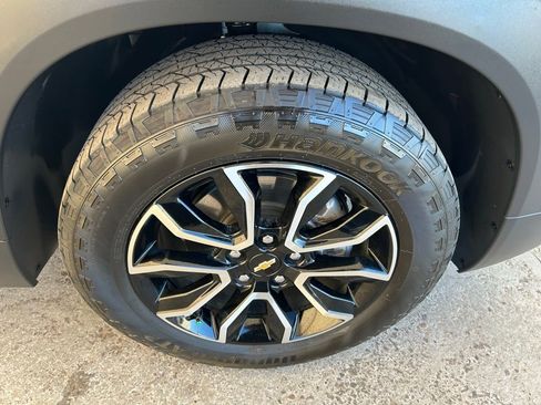 Used 2023 Chevrolet TrailBlazer ACTIV image 12