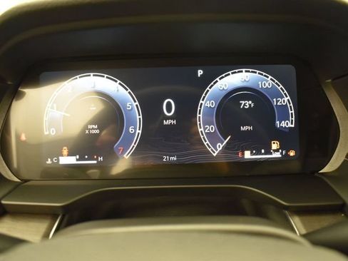Used 2025 Jeep Grand Cherokee L Limited AWD/4WD image 7