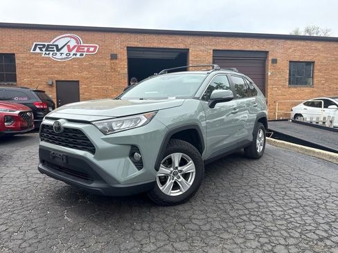 Used 2021 Toyota RAV4 XLE w/ Convenience Package AWD/4WD image 1
