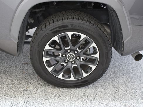 Used 2023 Toyota Tundra Limited RWD image 10